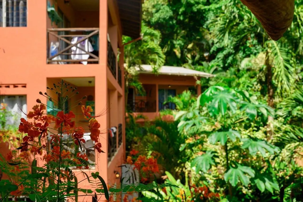 Sealevel Guesthouse Castara