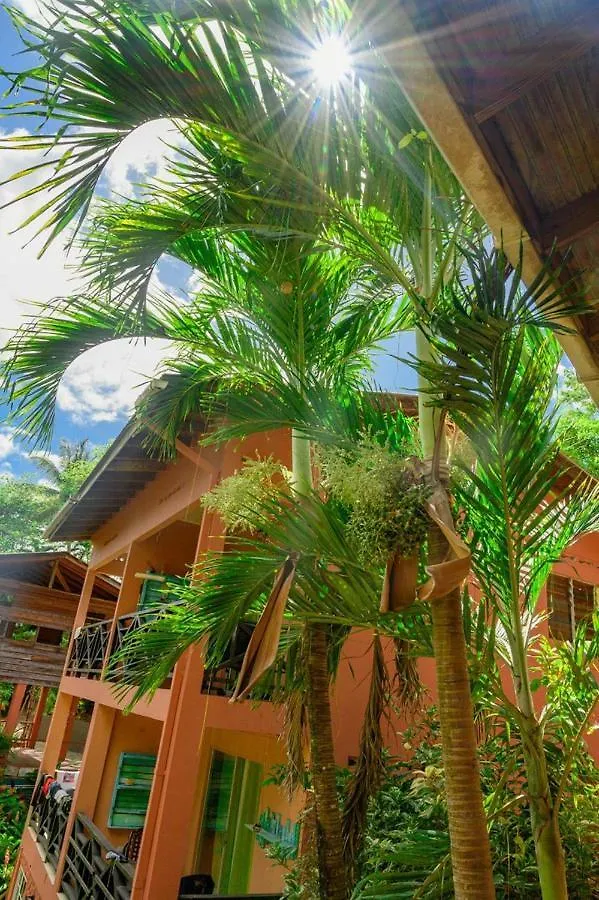 Aparthotel Sealevel Guesthouse Castara